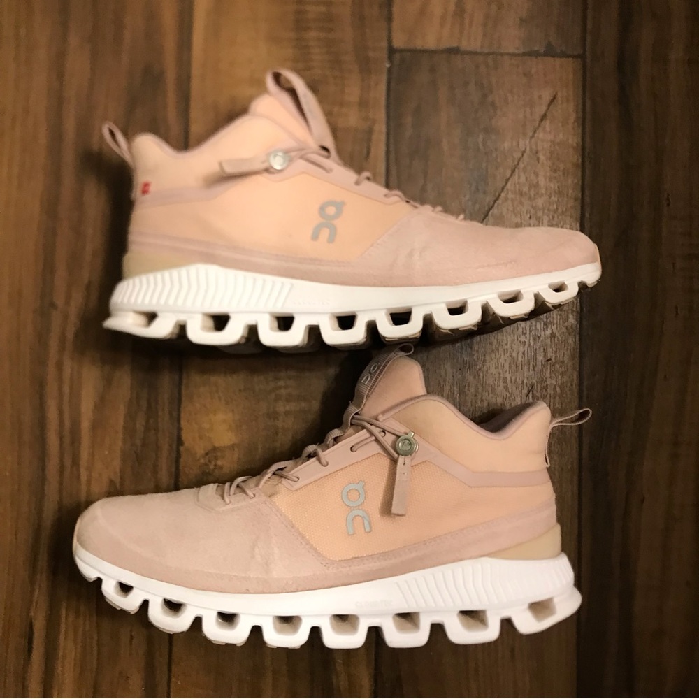 On Cloud Hi Running Shoes Rose Choose Sz 9.5 Womens